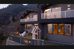 Equinox 2 BHK Plush Cottage With Panaromic View, Dehradun