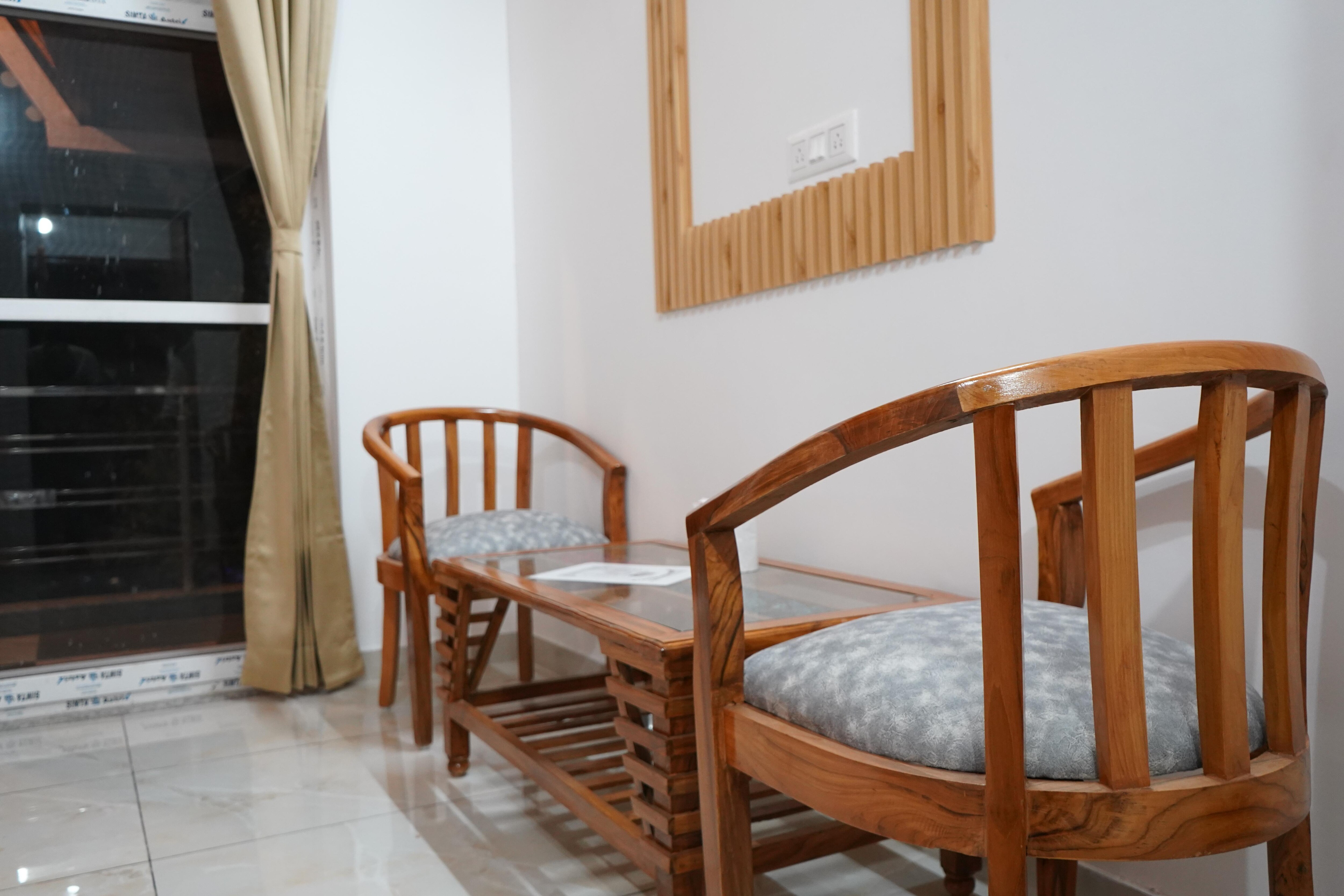 Himalayan Magpie| Lake View 5BHK Homestay - Tap to explore photos