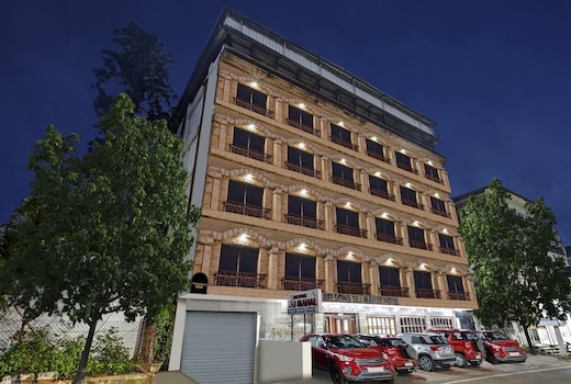 Townhouse OAK Hotel Belsons Taj Mahal