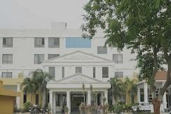 Collection O Sanskruti Resort, Shirdi