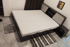 Dolphin Homestay, Nagaon