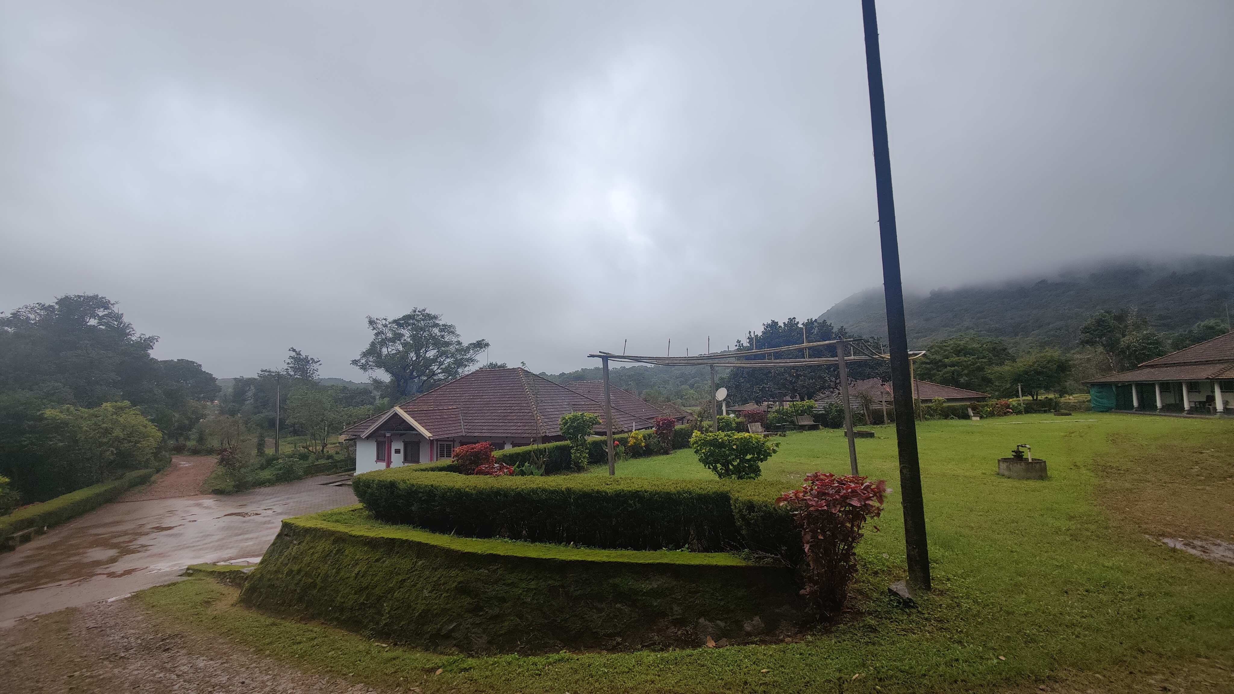 Kasargali Nature stay - Tap to explore photos