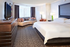 Hilton Minneapolis-St. Paul Airport, Sherburne
