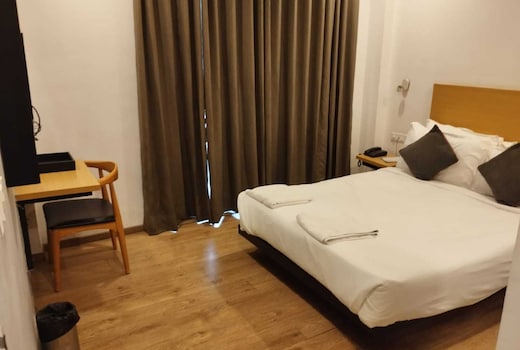 Super Townhouse HOTEL SPR ROAD