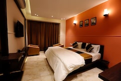 Hotel Maple Inn Ashram Road, Ahmedabad