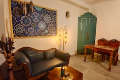 Moroccan Haven - Design Stay in Gurgaon with jacuzzi, Gurgaon
