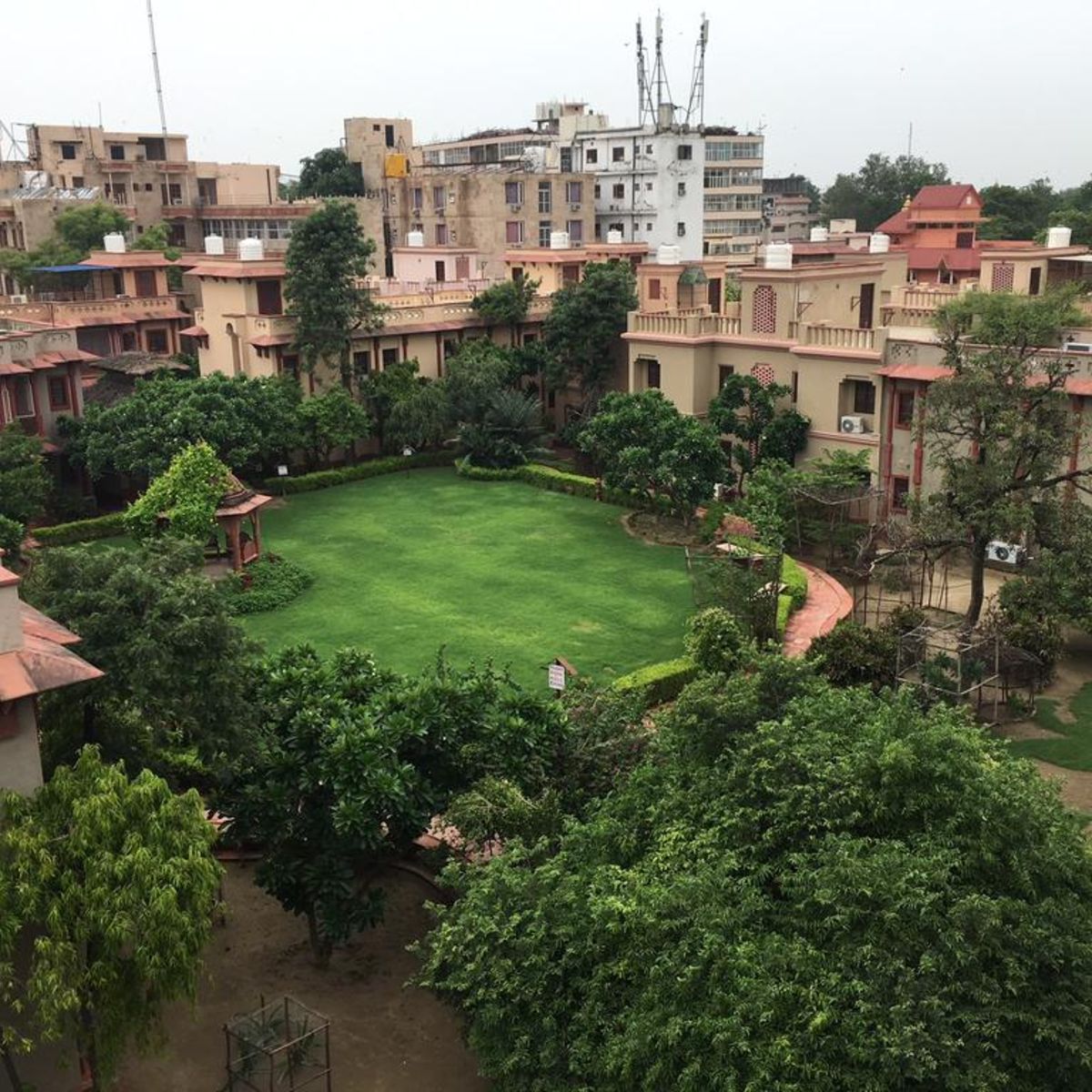 MVT Guesthouse & Restaurant Vrindavan INR 357 OFF ( ̶1̶7̶0̶0̶ ) Hotel