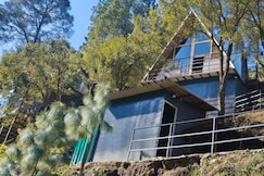 Shree Stays Cozy Hillside Retreat, Chamba