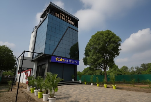 FabHotel Seemansh