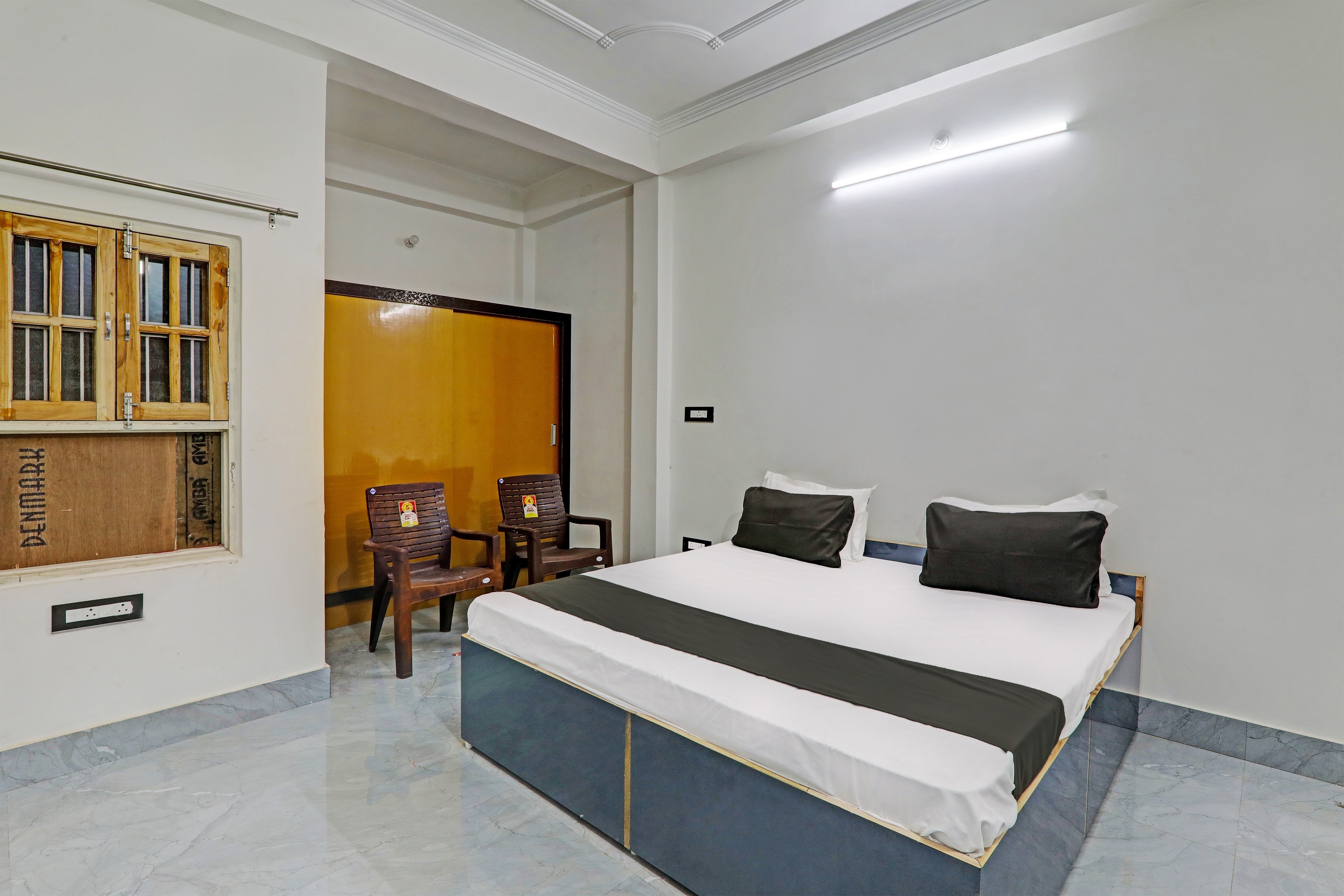 Hotel O gharaunda Home Stay - Tap to explore photos