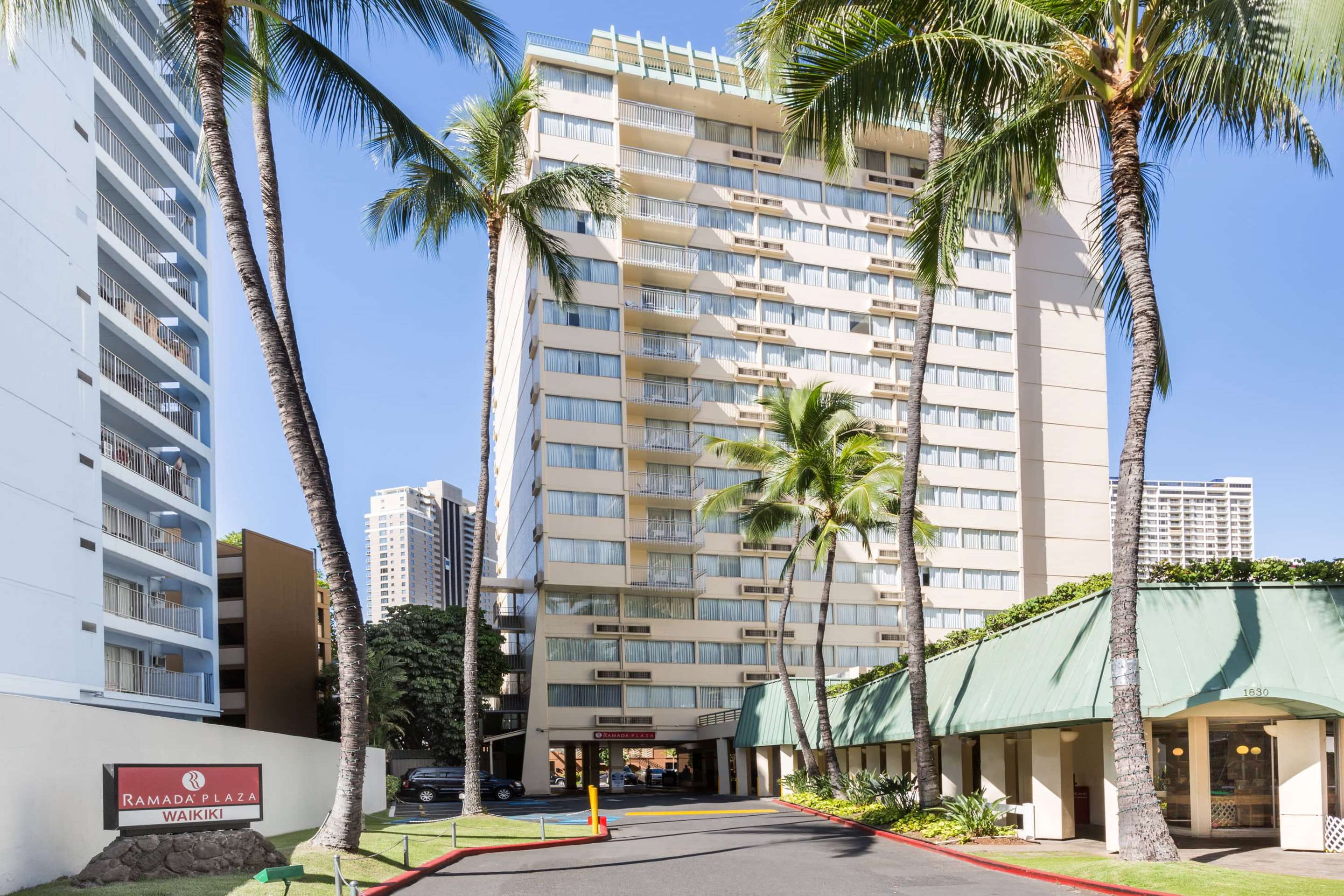 Ramada Plaza by Wyndham Waikiki - Tap to explore photos