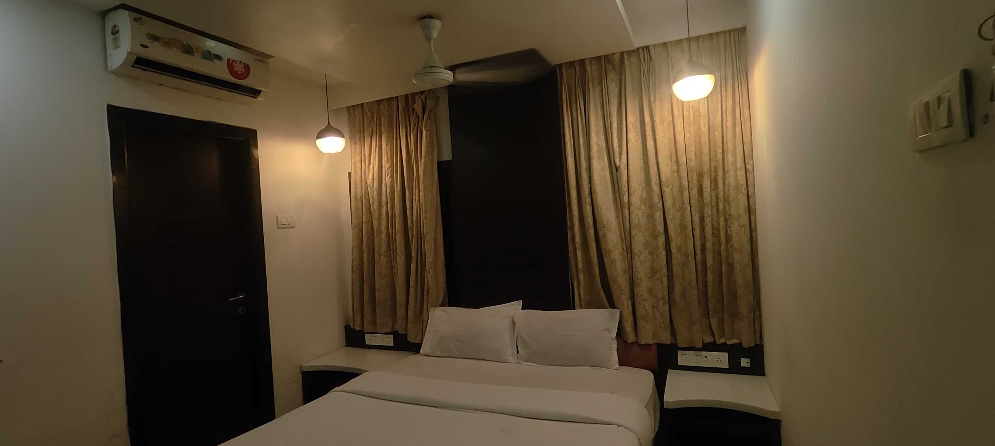 Hotel O JK Guest House - Tap to explore photos