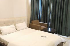 Iris Hotel & Restaurant , Sirsa