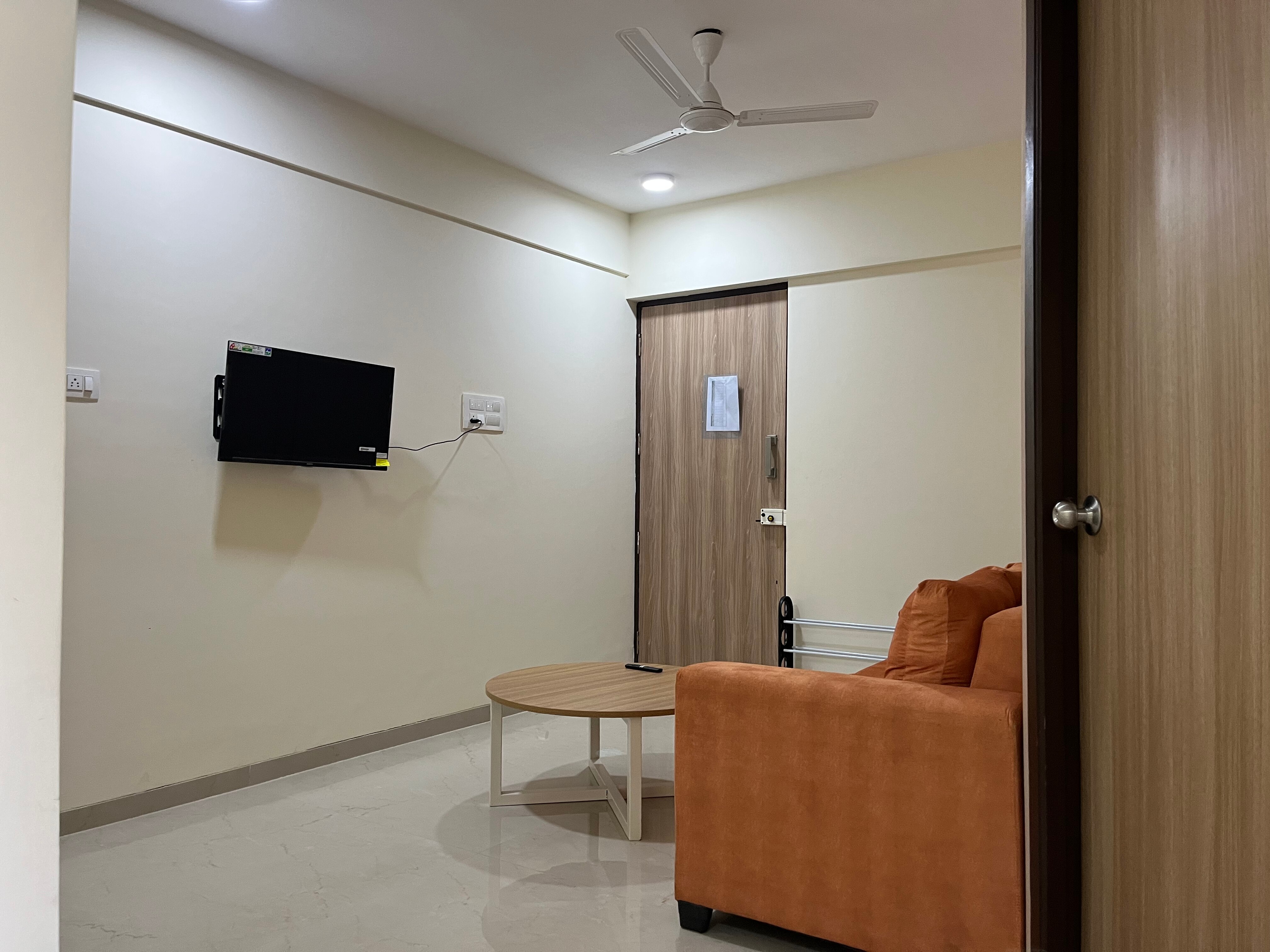 Juhu Getaway with Rooftop Pad