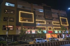 Rajahamsa Grand inn, Anantapur