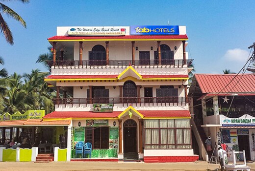 FabHotel Wateredge Beach Resort - 200m from Samudra Beach Park