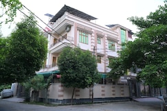 The Regal Serenity Suite Luxury 3BHK Penthouse, Varanasi