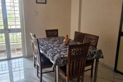 FabHotel Himalay Guest House, Pune