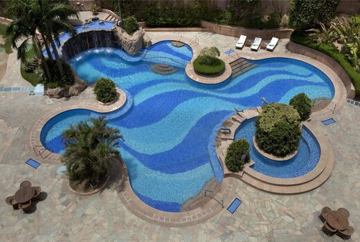 Expansive Outdoor Pool