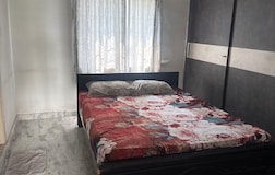 Master Bedroom2