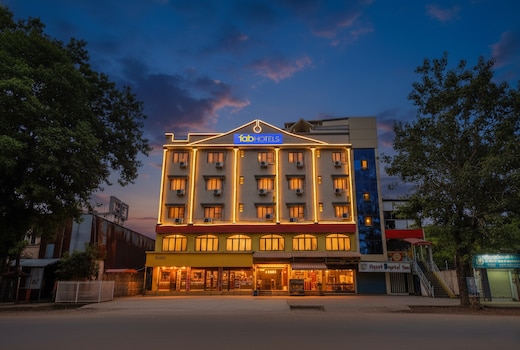 FabHotel Crystal Inn II - Paldi Char Rasta