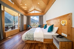 Hotel The Aesthetic Nest Boutique Stay Near Kullu Naggar Road, Manali