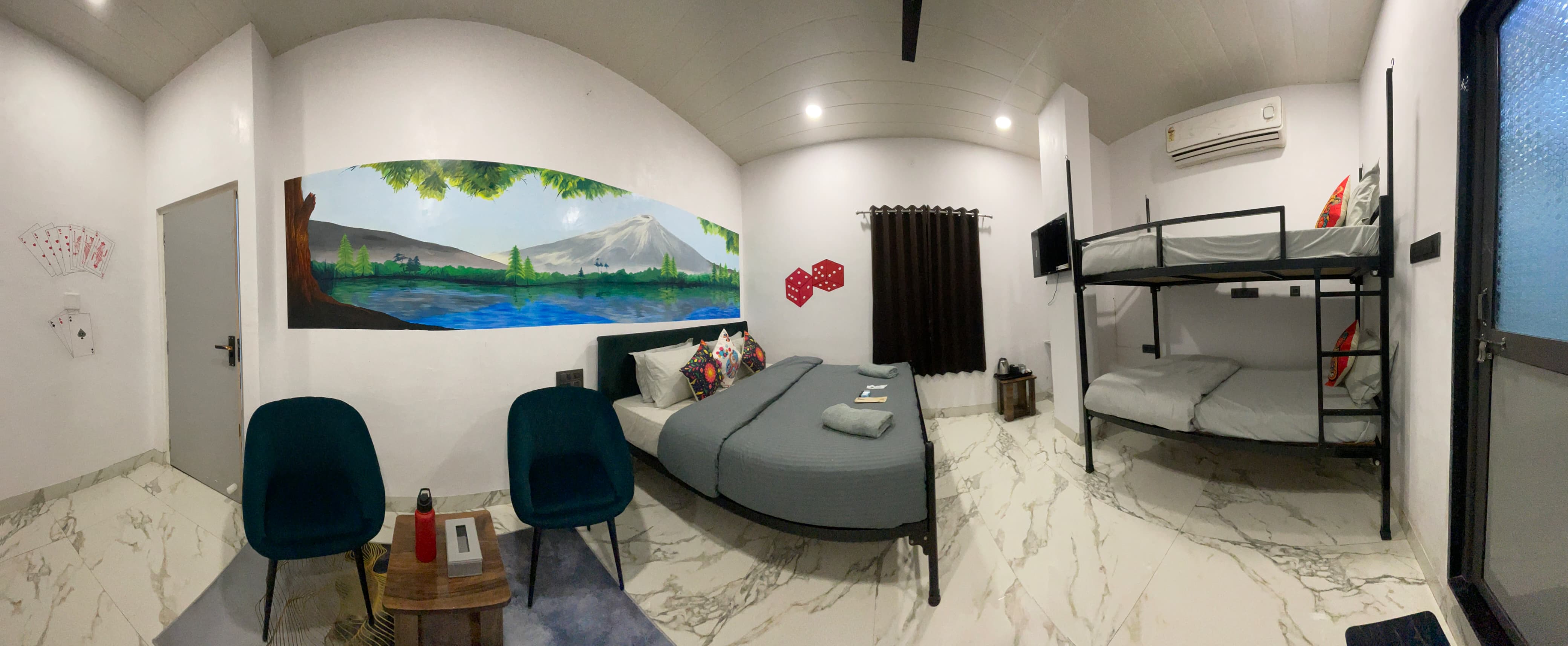 Funky Backpackers By Sunshin Hoteliers - Tap to explore photos