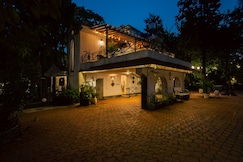 Kenwoods 6BHK Villa Pool Pet Friendly, Wada