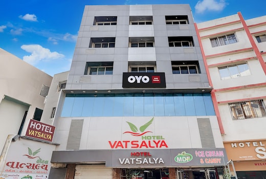 Hotel O Vatsalya