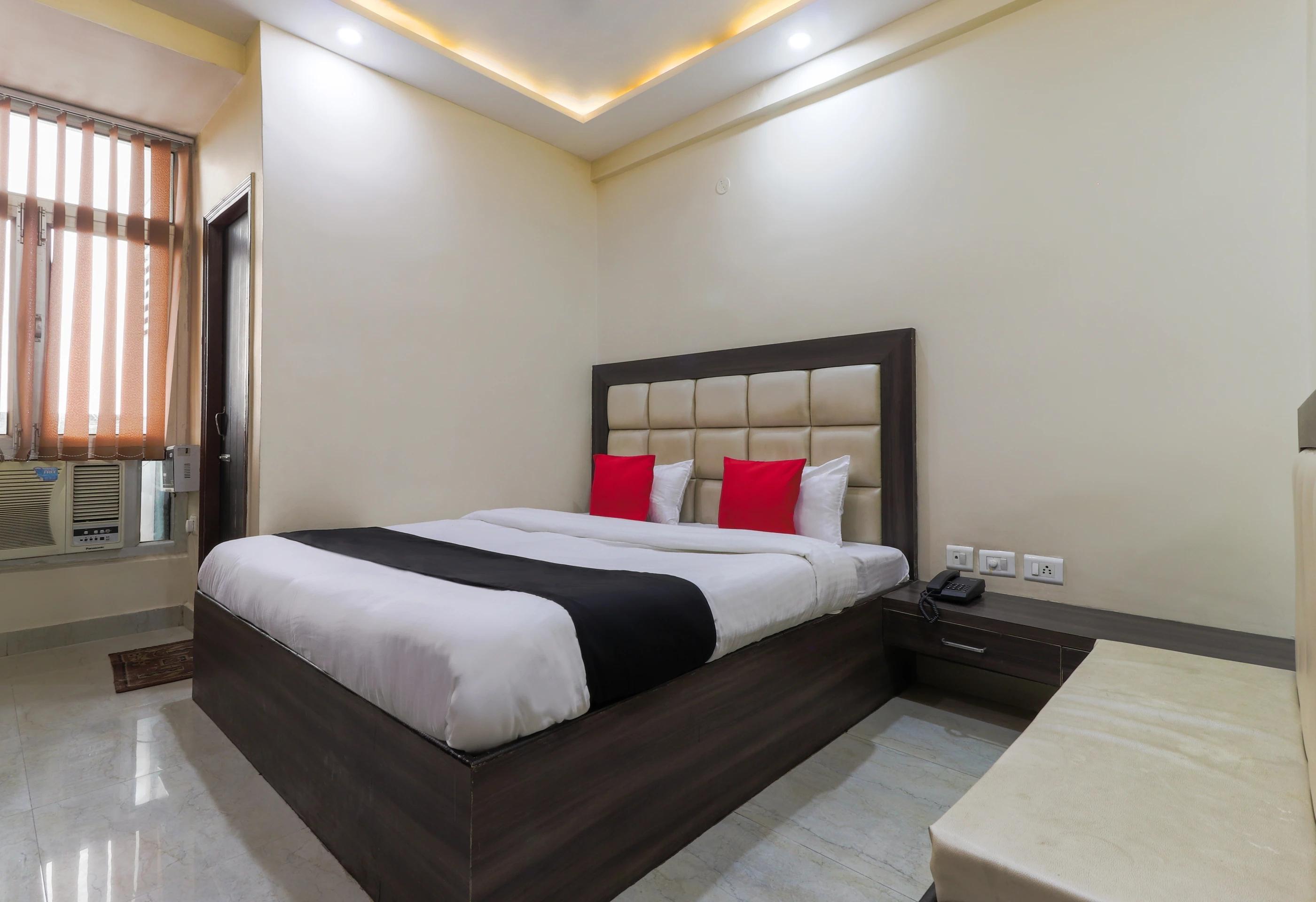 Hotel Mahadeva Regency - Tap to explore photos