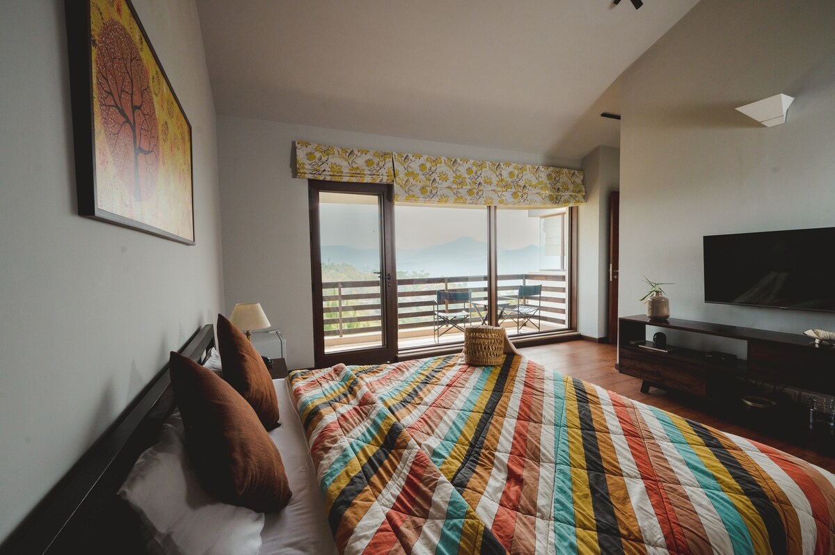 La Esmeralda Estate  - 3 BHK Villa at Kasauli by The Blue Kite - Tap to explore photos