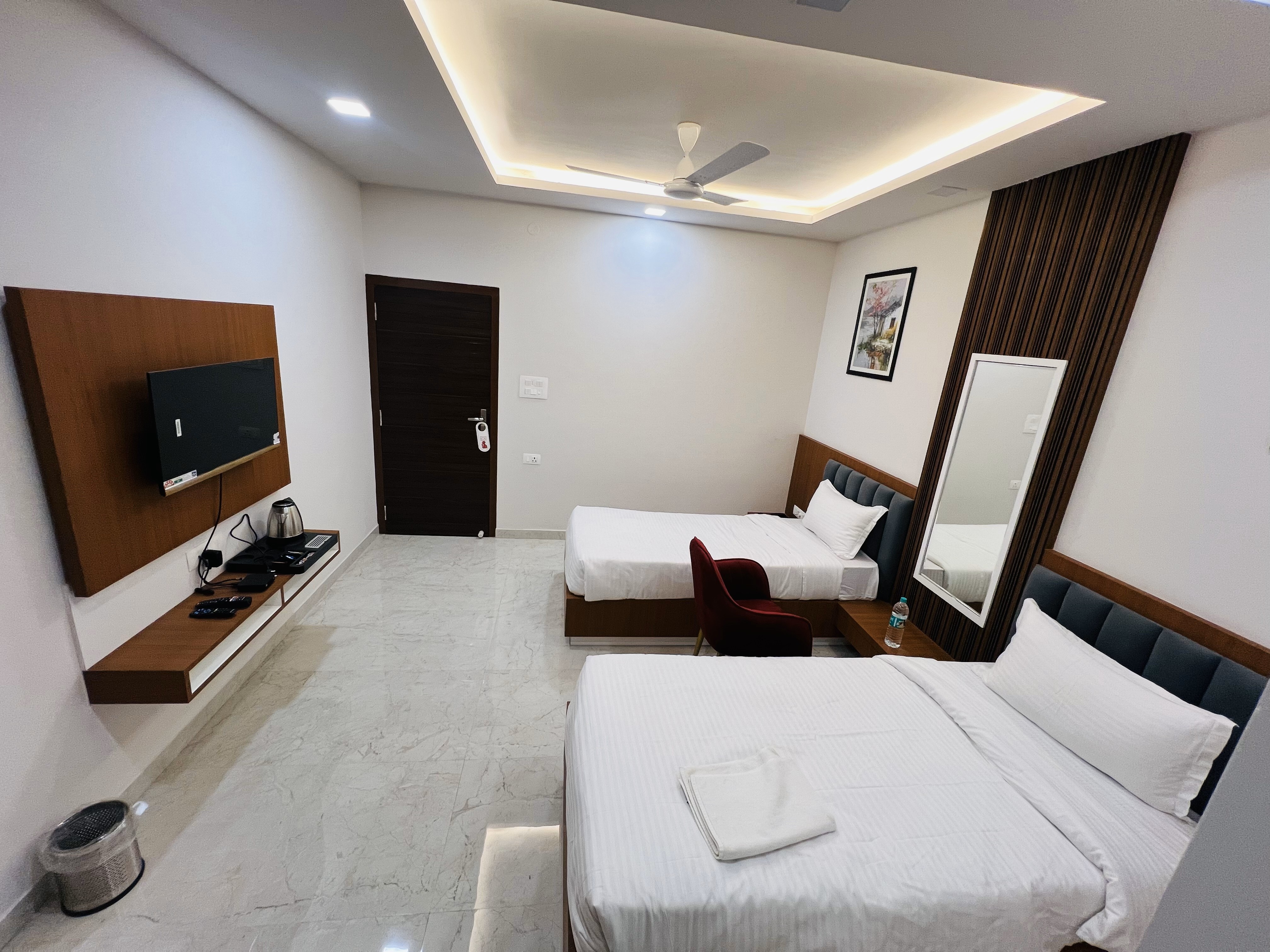 HOTEL YUVAAN - Tap to explore photos