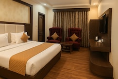 Hotel Jagdish Residency @ 2 mins drive to Railway Station, Katra