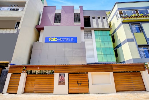 FabHotel Dream Palace I