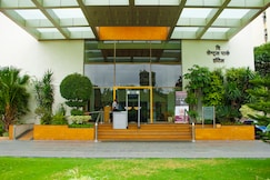 The Central Park Hotel, Lonavala