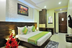 Sky Rich International, Delhi