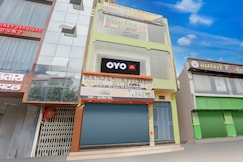 Hotel O Royal Inn, Patna