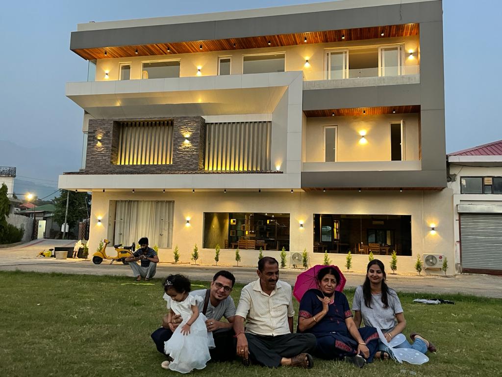 Hotel Abhinandan Jewell - Tap to explore photos