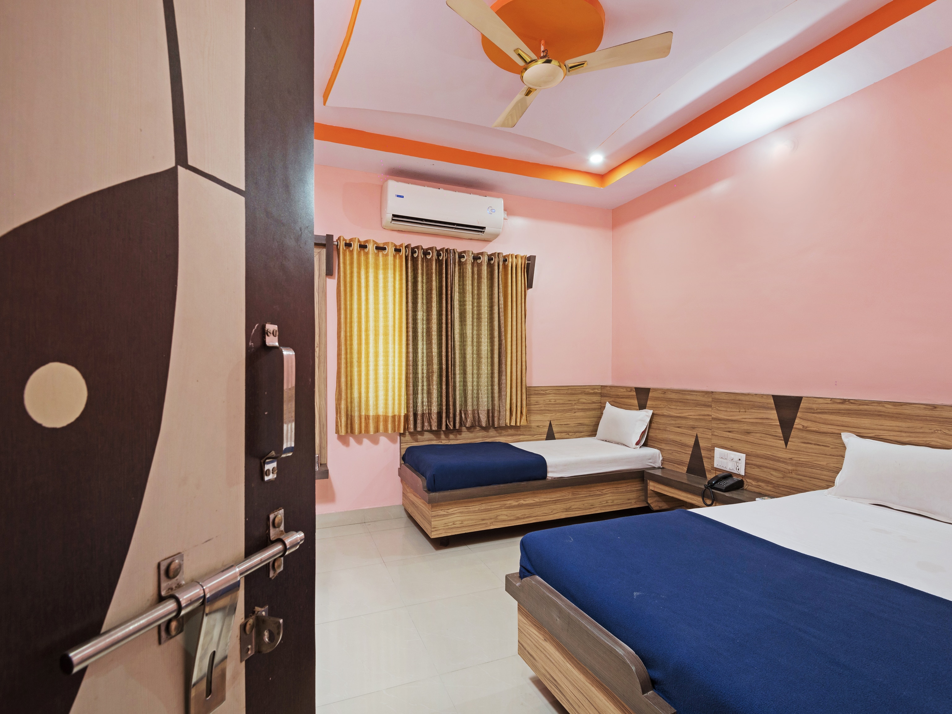 Hotel Sai Laxmi 3