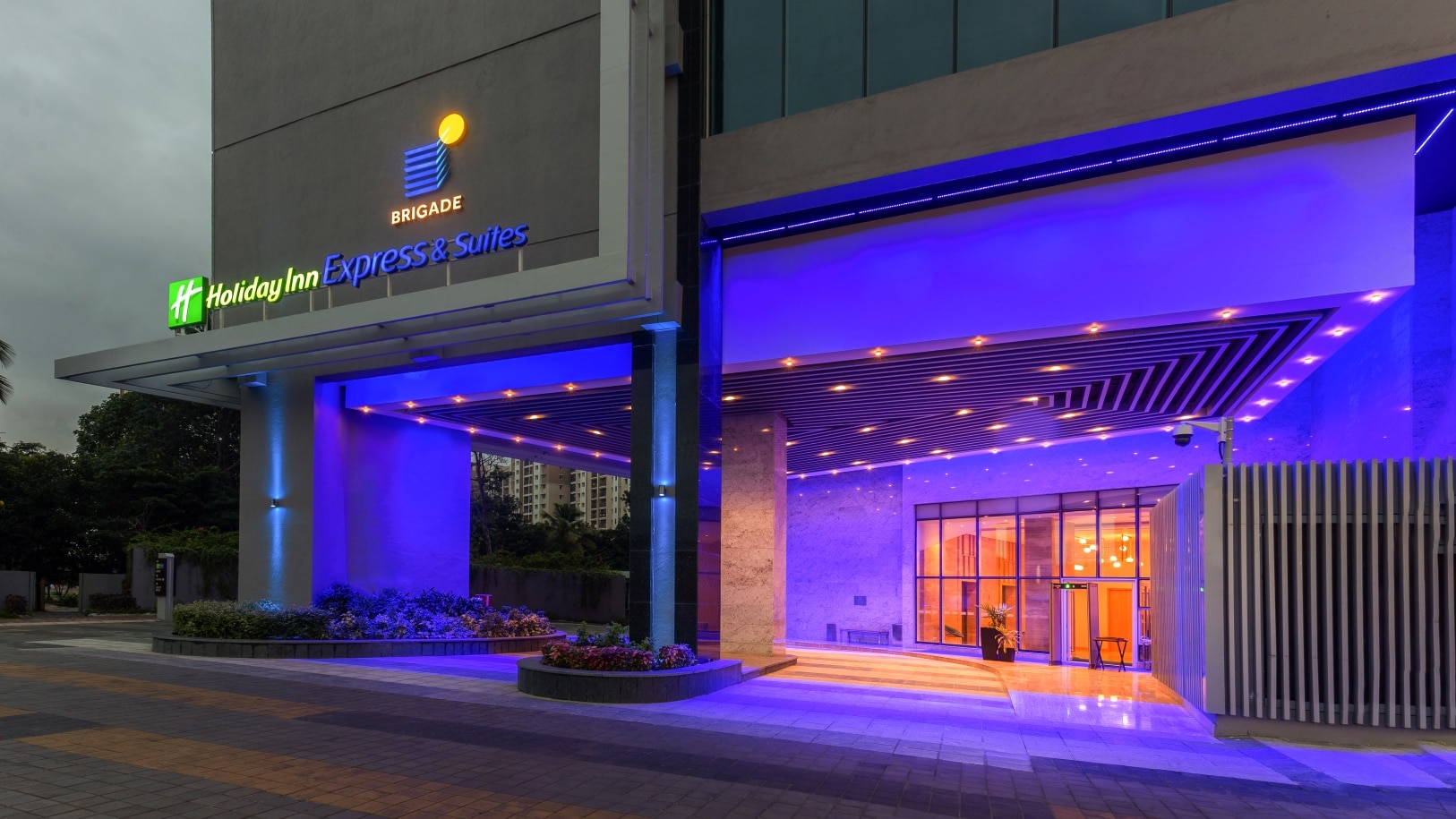 Holiday Inn Express Suites Omr Bengaluru Hoskote Hotel Free Cancellation Price Address Reviews