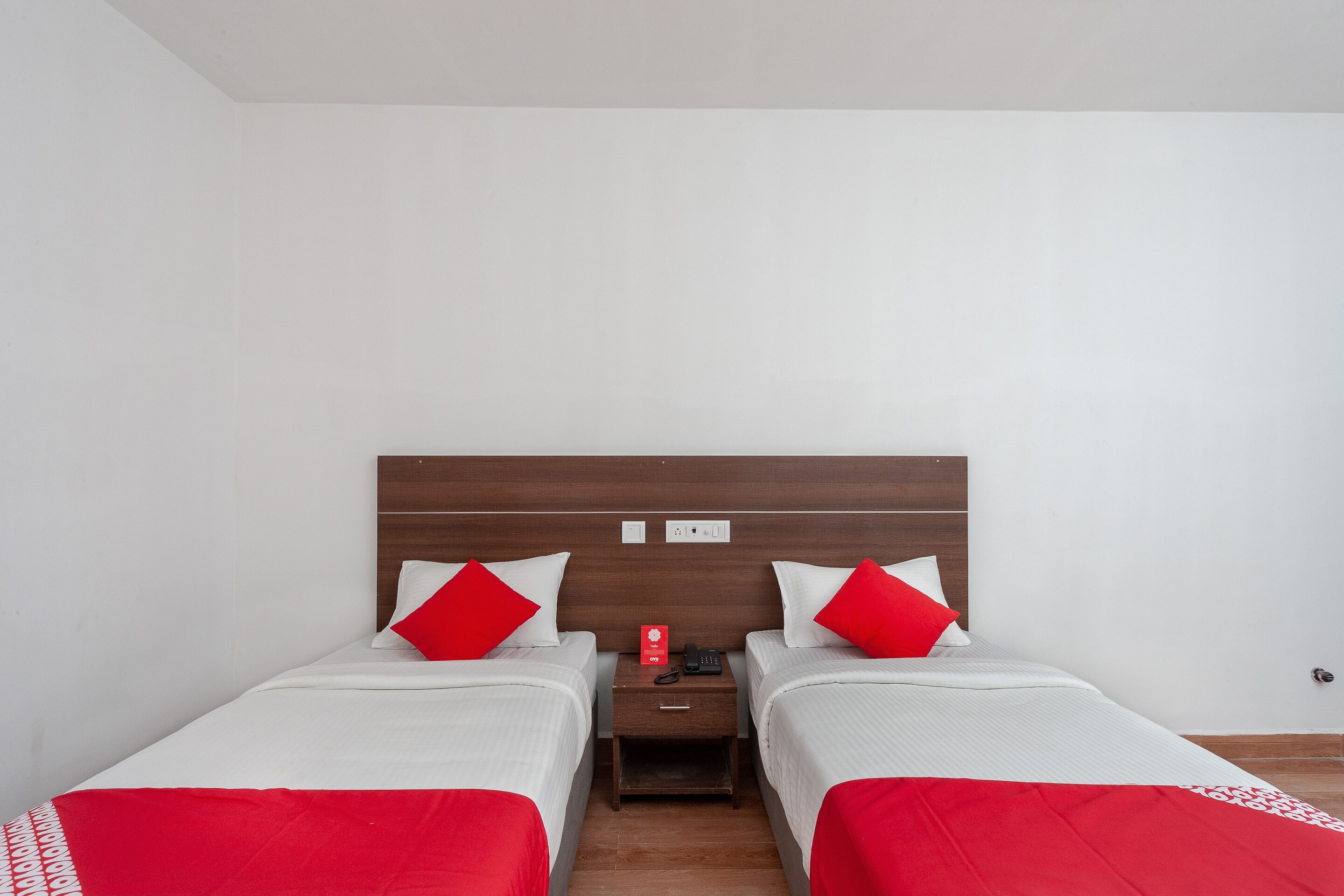 Hotel O Tambaram - Tap to explore photos