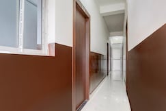 OYO 823046 King Hotel & Banquet, Siliguri