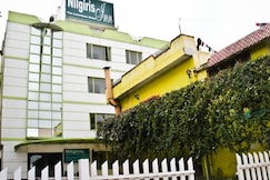 Nilgiris Inn - Ooty, Coimbatore