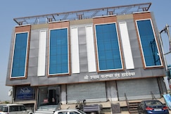 Hotel Highway Crown, Kanpur