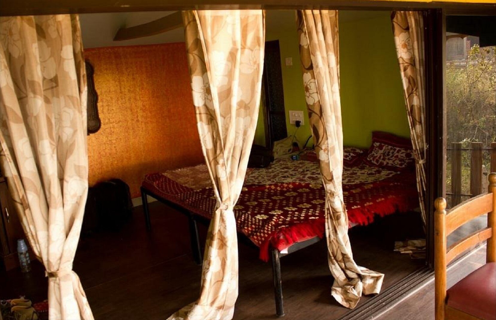 Manali Resort Tarkarli | Rooms & Caretaker - Tap to explore photos