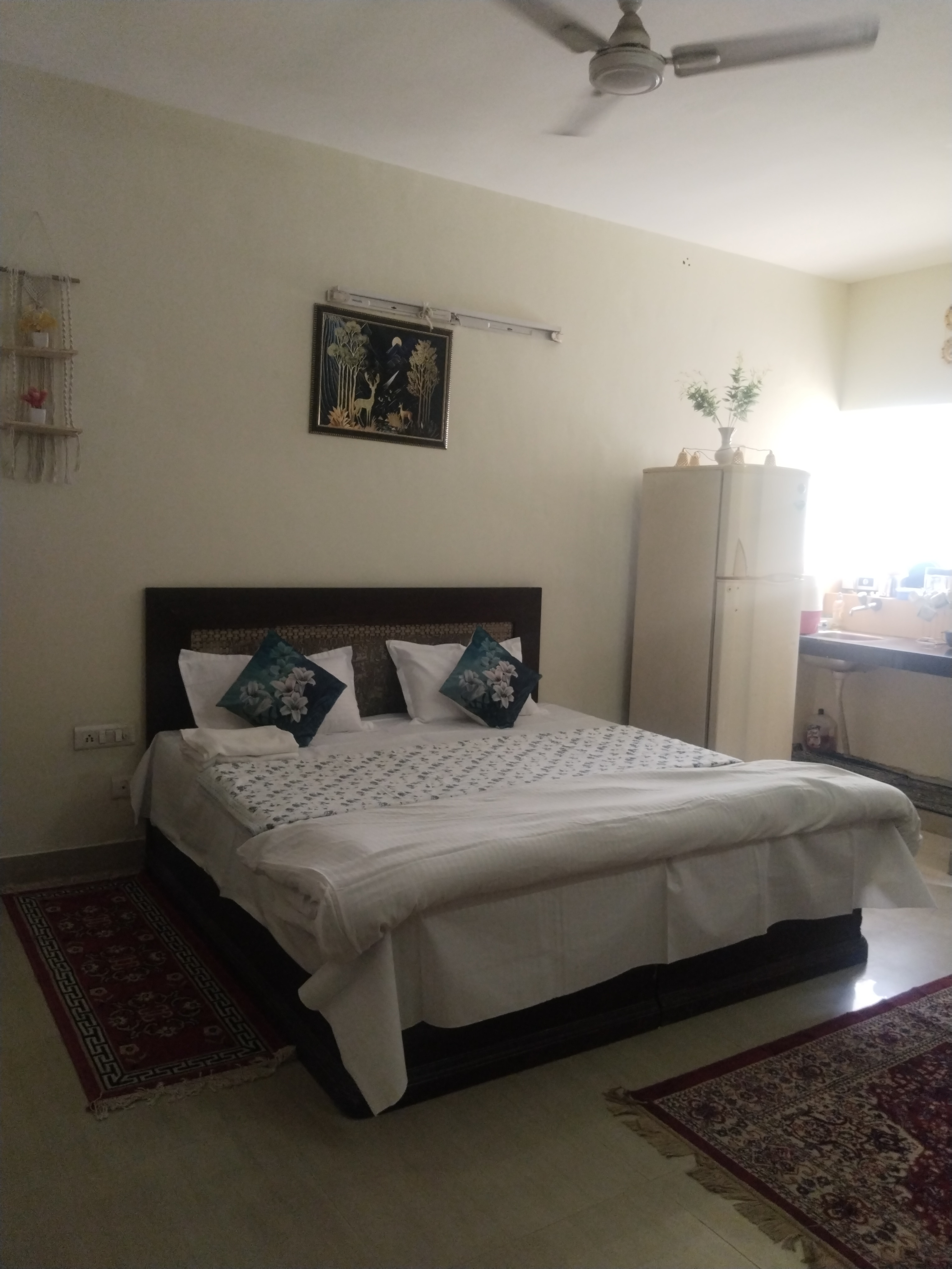 Braj home stay studio Ac with kitchen - Tap to explore photos