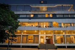 FabHotel Jaihind Inn, Pune