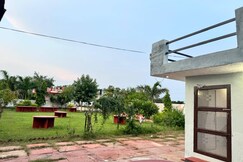 Sanskar Farm beautiful views private garden, Bharatpur