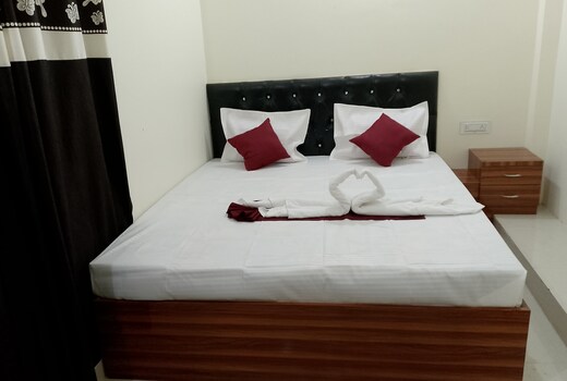 Hotel Apana Haveli Guest House and restaurant