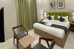 Hotel The Merc, Mohali